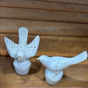 Rare Vintage 60’s Set of Petite Porcelain Doves Salt and Pepper Shakers